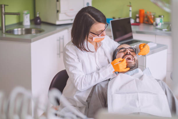 Best Weekend Emergency Dentist in Little Round Lake, WI